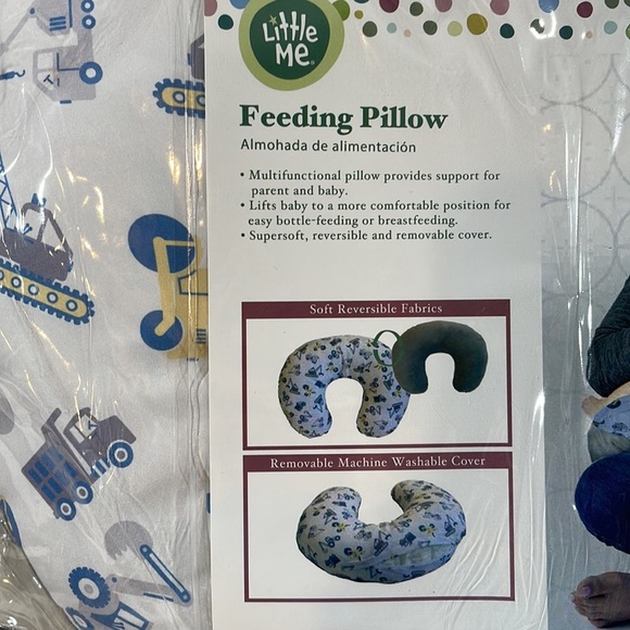 LITTLE ME Feeding Pillow & Nursing/Breast Feeding Essential/Tummy Time NEW - Picture 3 of 7